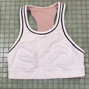 Lululemon sports bra size 6